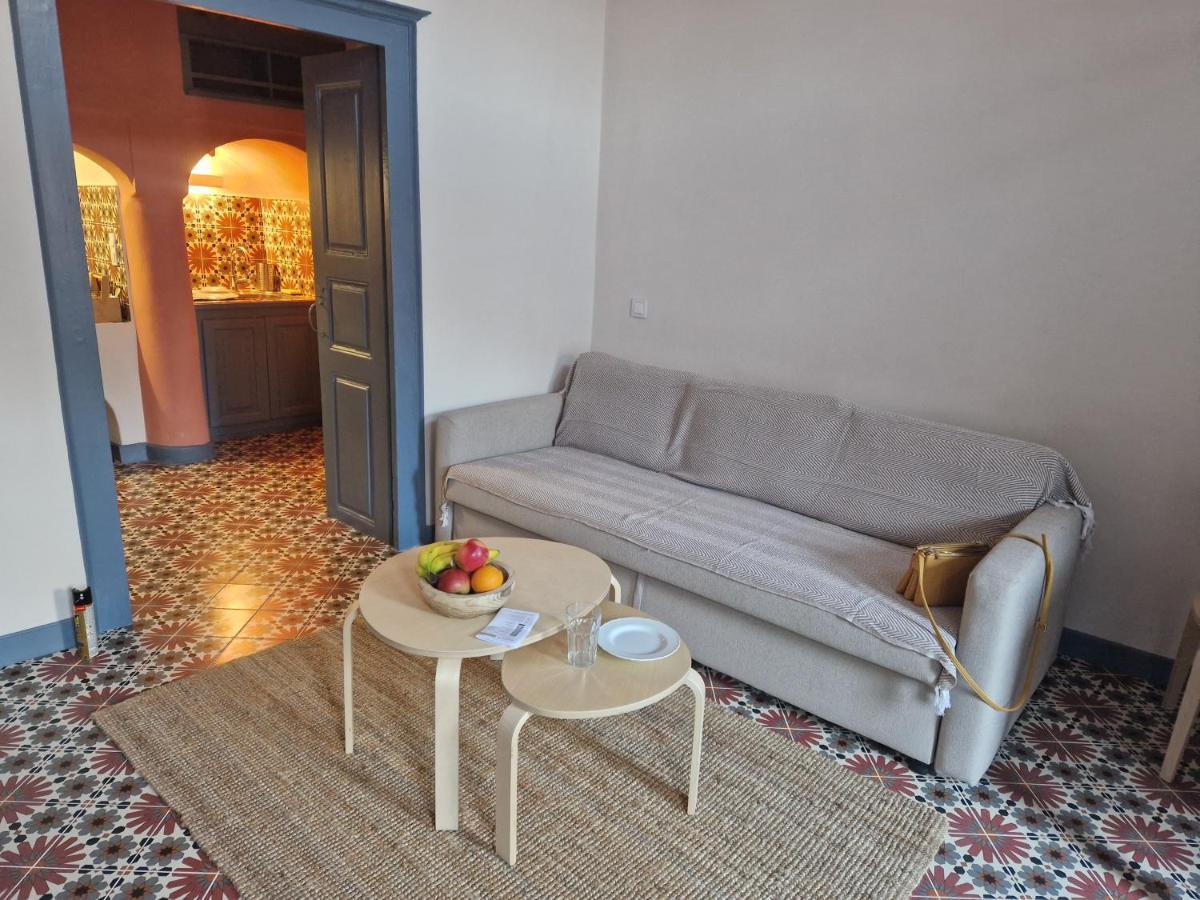 St.Mammas Traditional Apartment Mesaria Extérieur photo